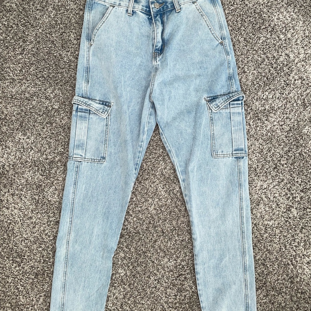 SHEIN Light Blue Men's Cargo Jeans